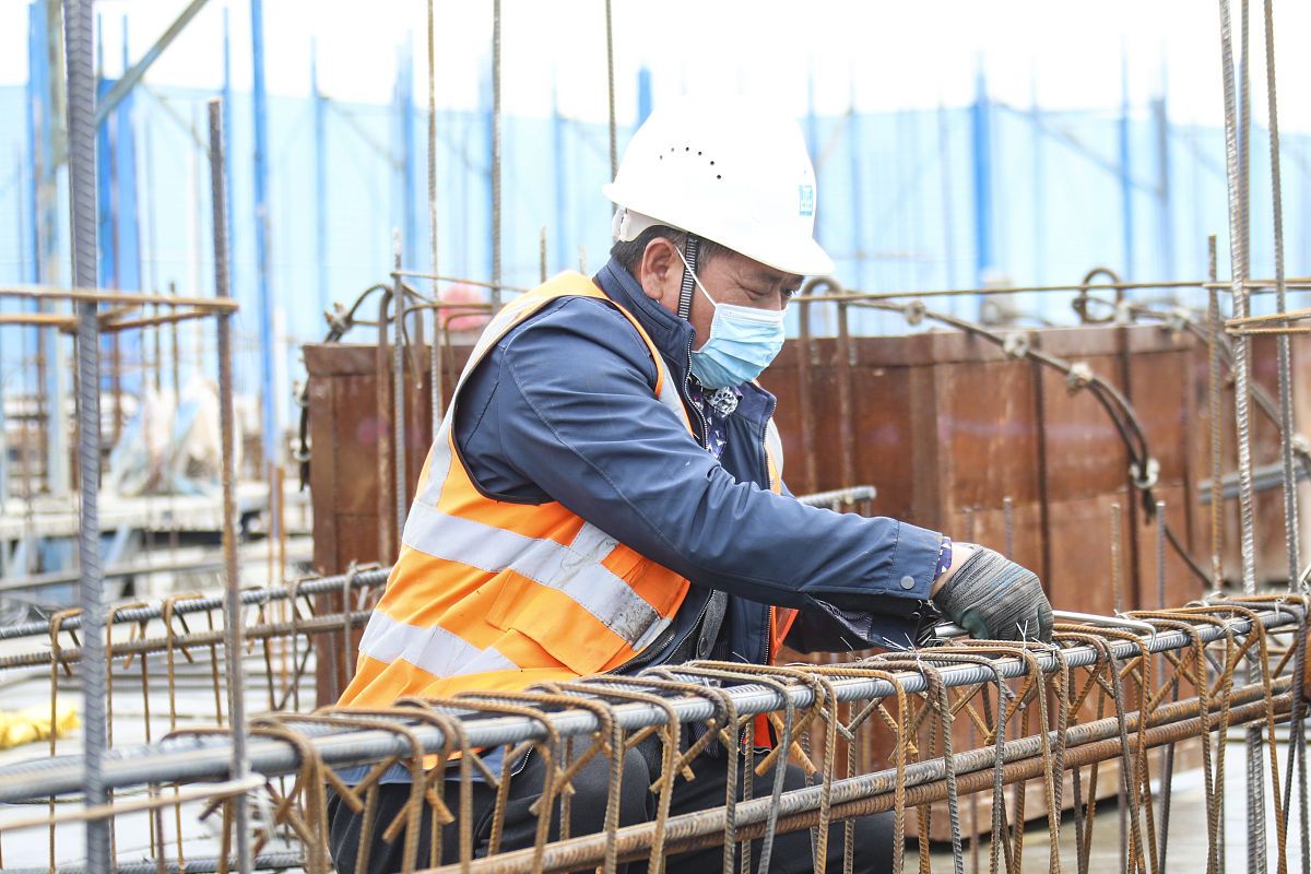 隆昌建筑劳务分包资质转让办理需注意的要点解析